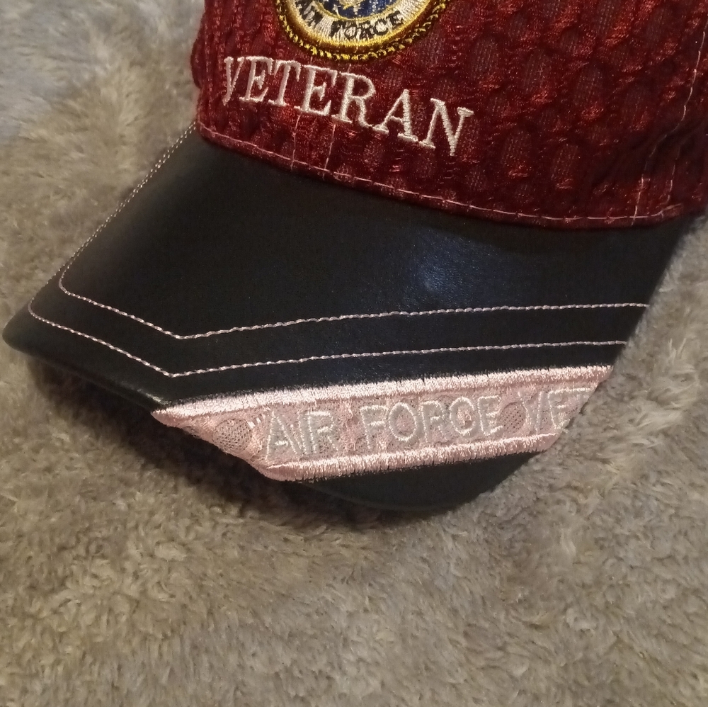 New hat - Picture 3 of 4